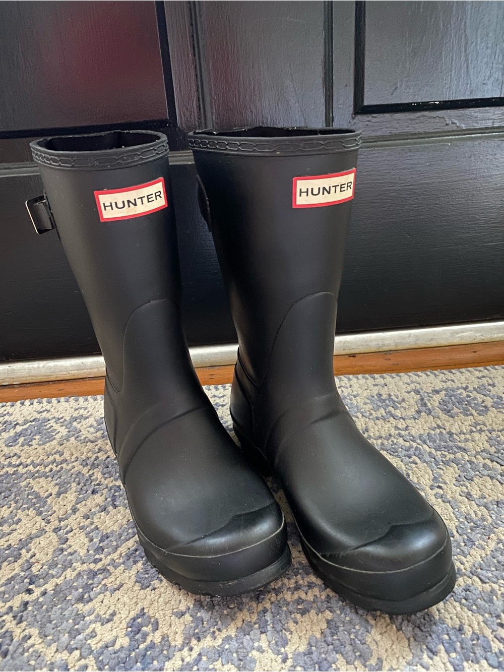 Hunter classic short Black Rain Boots with Sz 5
